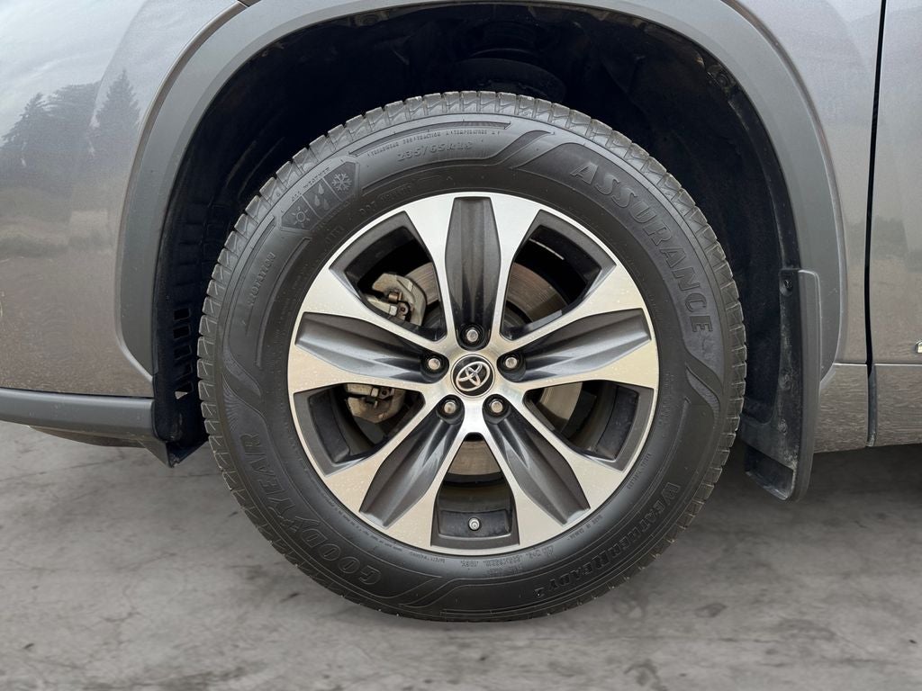 2021 Toyota Highlander Hybrid XLE AWD