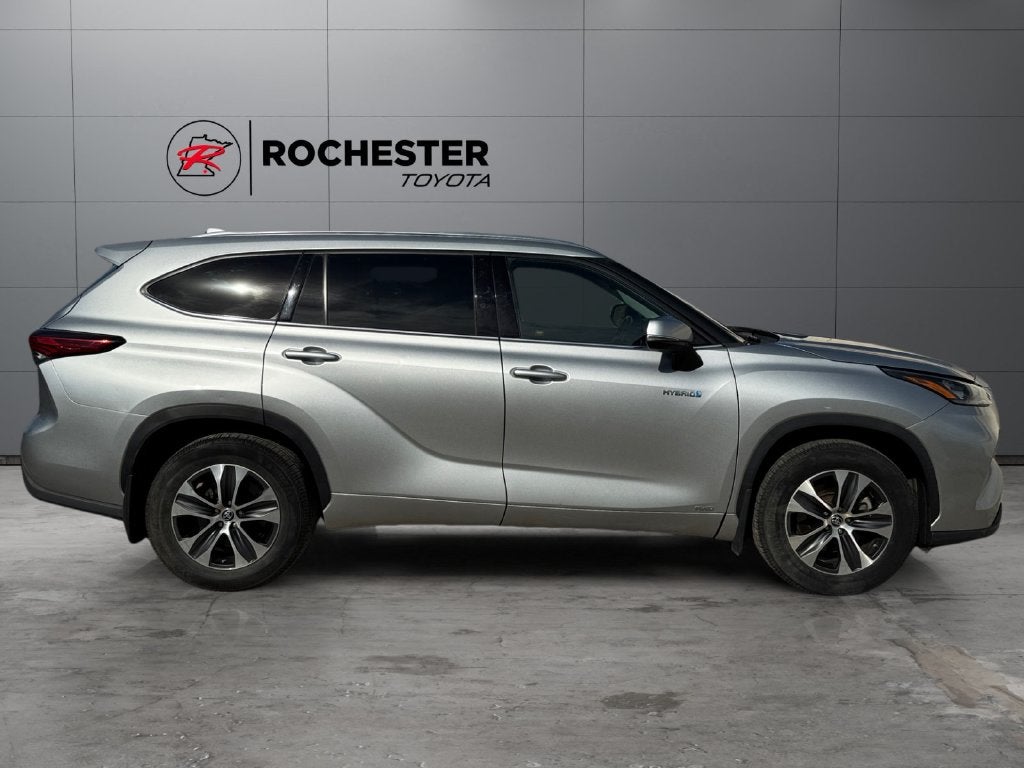 2020 Toyota Highlander Hybrid XLE AWD