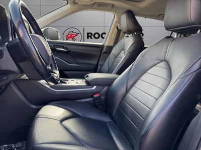 2020 Toyota Highlander Hybrid XLE AWD