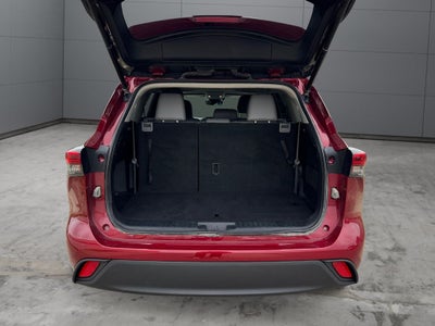 2021 Toyota Highlander Hybrid XLE AWD