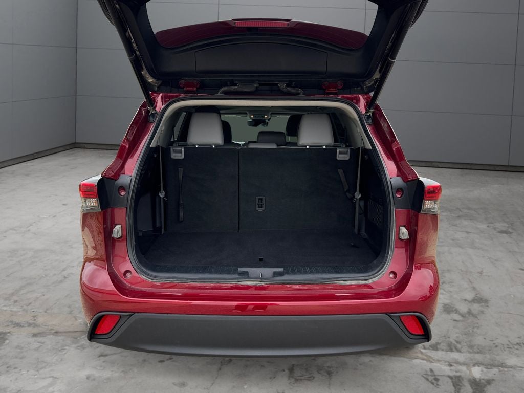 2021 Toyota Highlander Hybrid XLE AWD