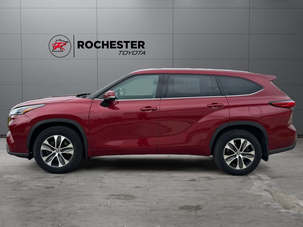 2021 Toyota Highlander Hybrid XLE AWD