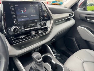 2021 Toyota Highlander Hybrid XLE AWD