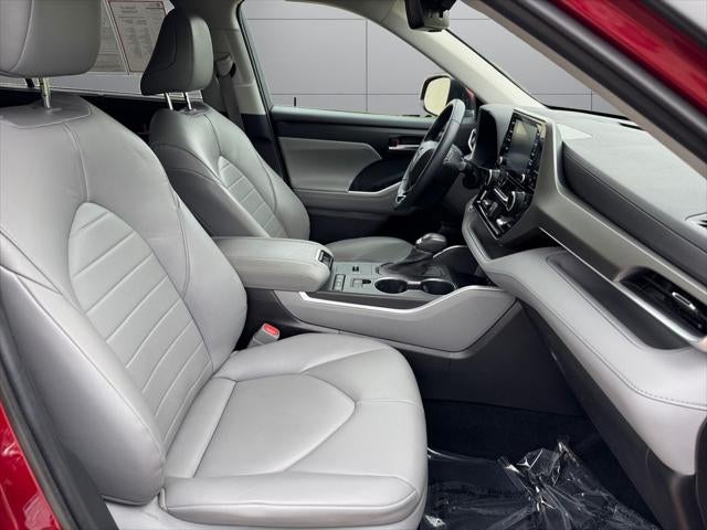 2021 Toyota Highlander Hybrid XLE AWD