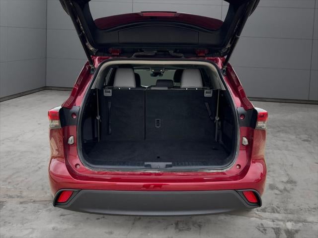 2021 Toyota Highlander Hybrid XLE AWD