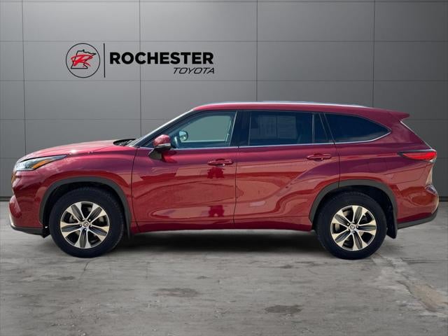 2021 Toyota Highlander Hybrid XLE AWD