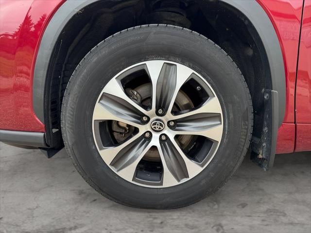 2021 Toyota Highlander Hybrid XLE AWD
