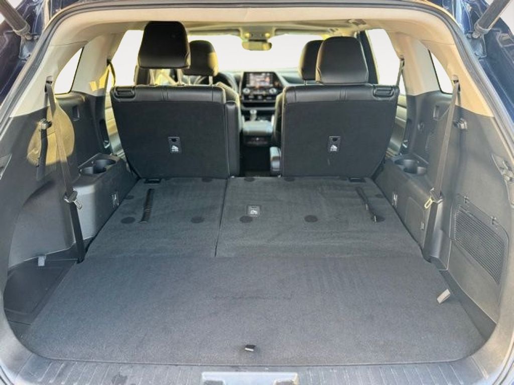 2022 Toyota Highlander Hybrid XLE AWD
