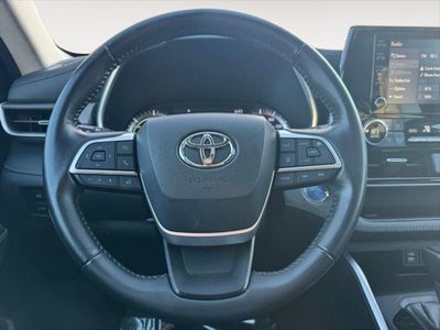 2022 Toyota Highlander Hybrid XLE AWD