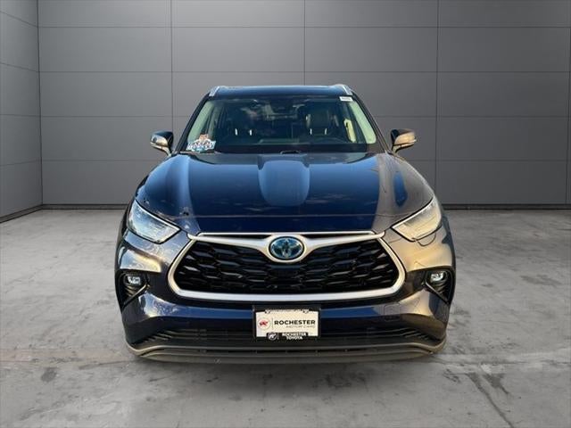 2022 Toyota Highlander Hybrid XLE AWD