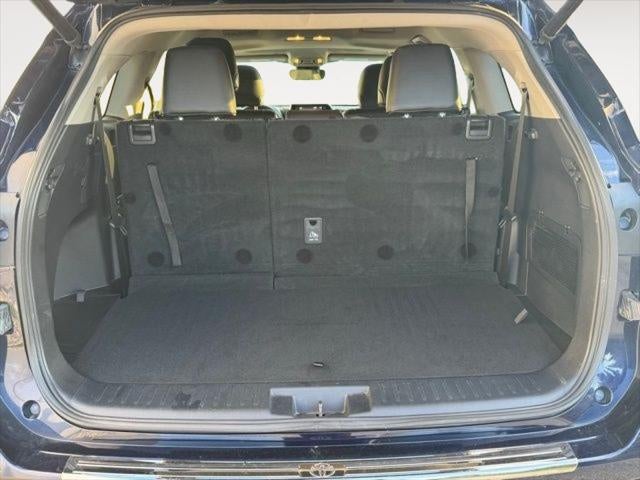 2022 Toyota Highlander Hybrid XLE AWD