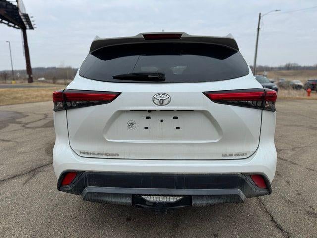 2022 Toyota Highlander XLE AWD