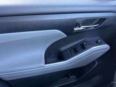 2022 Toyota Highlander XLE AWD