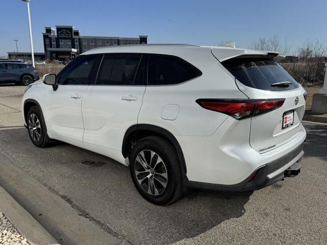 2022 Toyota Highlander XLE AWD