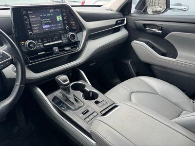 2022 Toyota Highlander XLE AWD