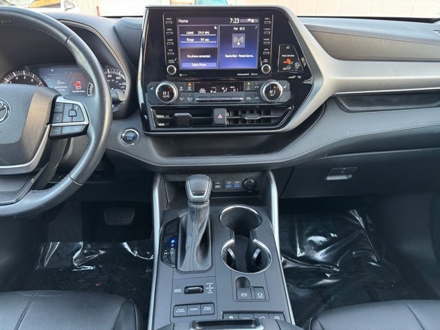 2022 Toyota Highlander XLE AWD