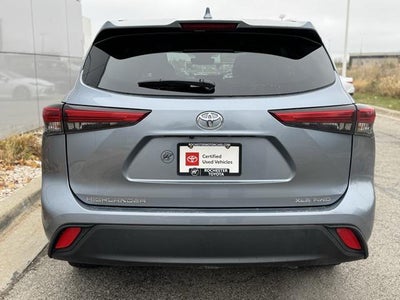2022 Toyota Highlander XLE AWD