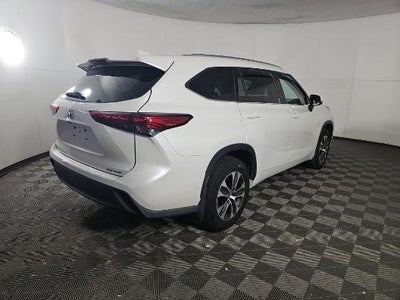 2021 Toyota Highlander XLE AWD