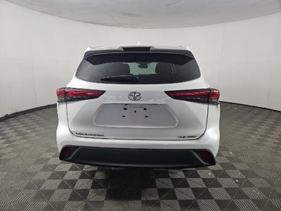 2021 Toyota Highlander XLE AWD