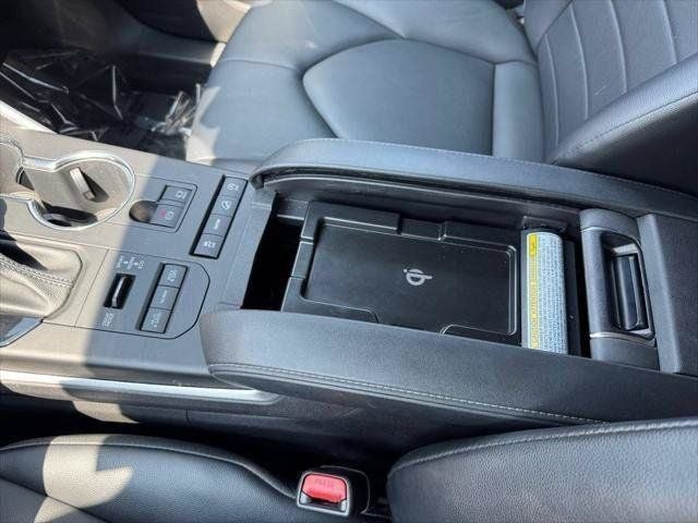 2022 Toyota Highlander XLE AWD