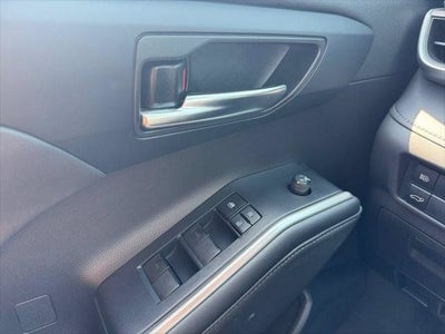 2022 Toyota Highlander XLE AWD