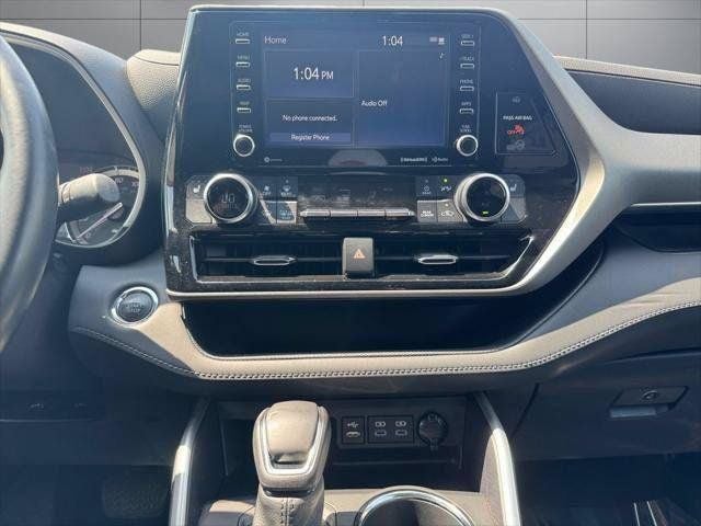 2022 Toyota Highlander XLE AWD