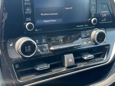 2022 Toyota Highlander XLE AWD