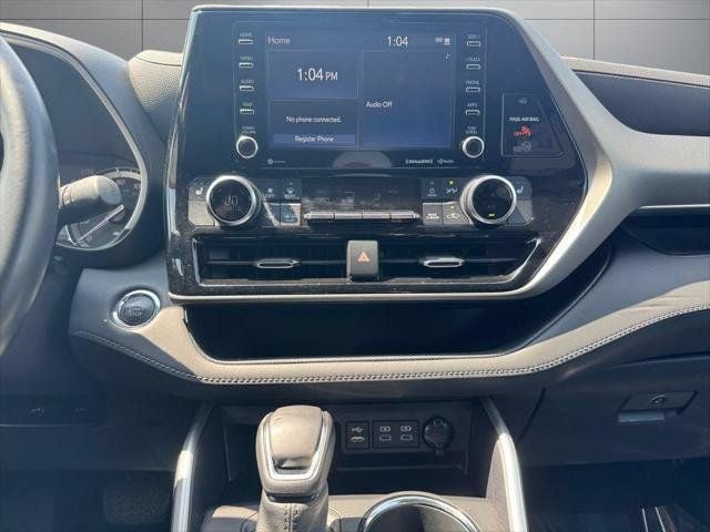 2022 Toyota Highlander XLE AWD