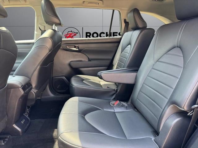 2022 Toyota Highlander XLE AWD