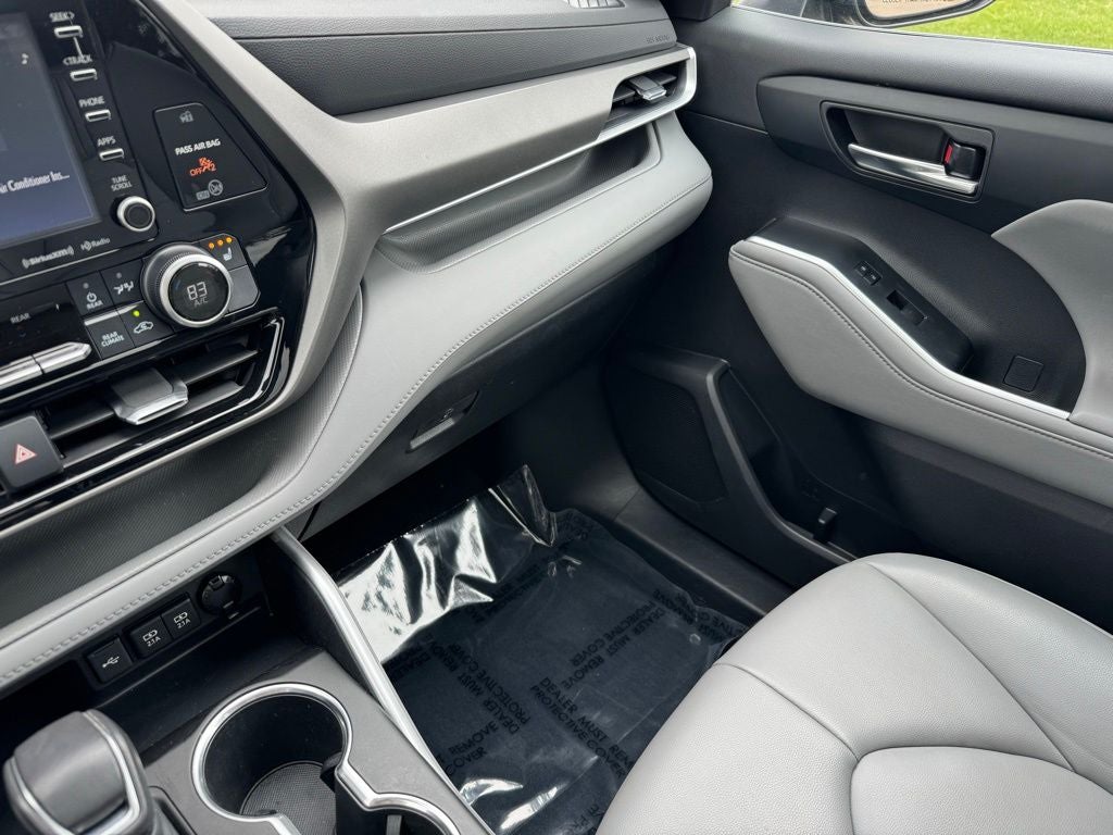 2021 Toyota Highlander XLE AWD