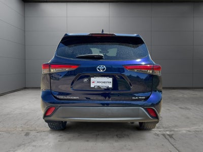 2022 Toyota Highlander XLE AWD