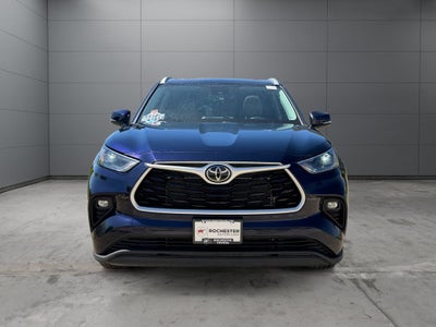 2022 Toyota Highlander XLE AWD