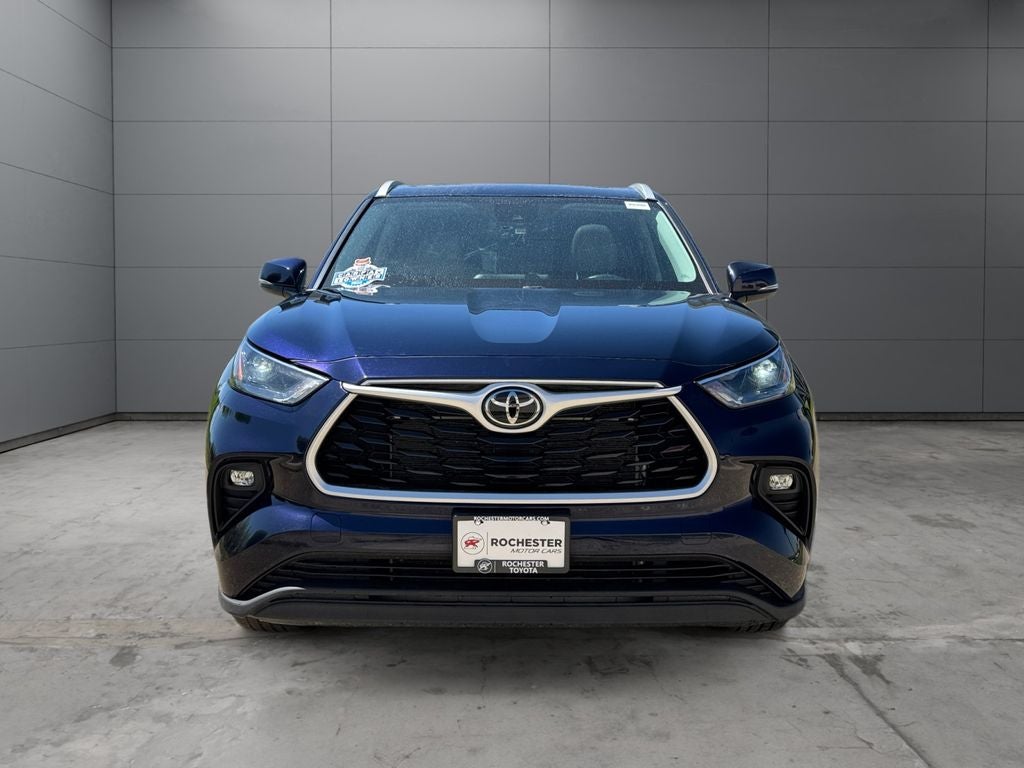 2022 Toyota Highlander XLE AWD