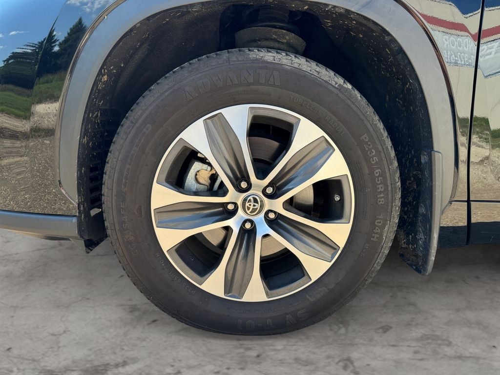2022 Toyota Highlander XLE AWD