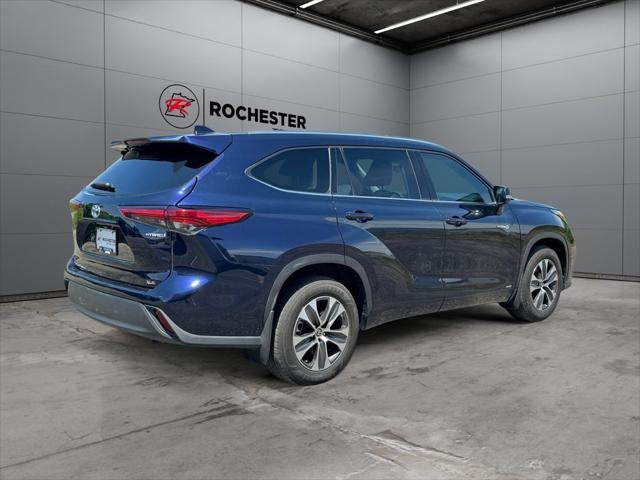 2021 Toyota Highlander Hybrid XLE AWD