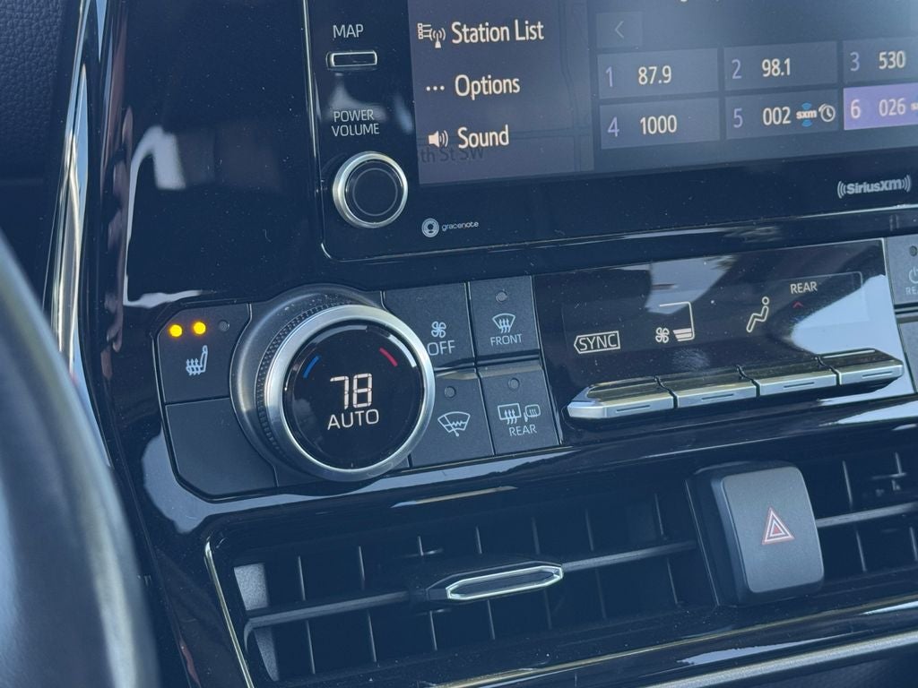 2021 Toyota Highlander XLE AWD