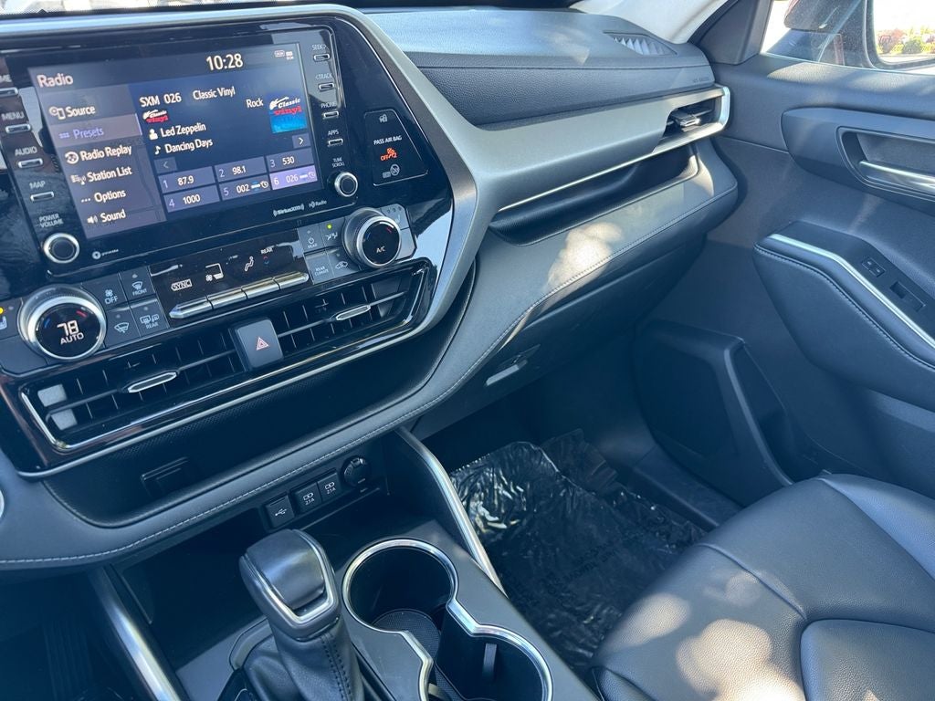 2021 Toyota Highlander XLE AWD