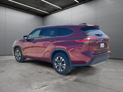 2021 Toyota Highlander XLE AWD