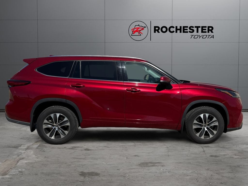 2021 Toyota Highlander XLE AWD