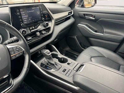 2021 Toyota Highlander XLE AWD