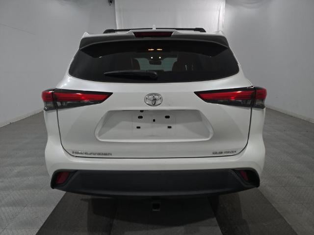 2022 Toyota Highlander XLE AWD