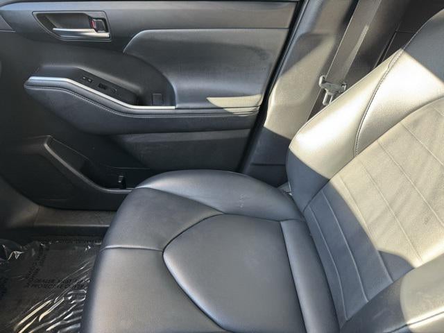 2022 Toyota Highlander XLE AWD