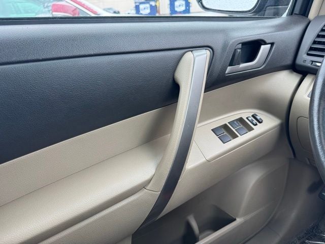 2010 Toyota Highlander SE AWD