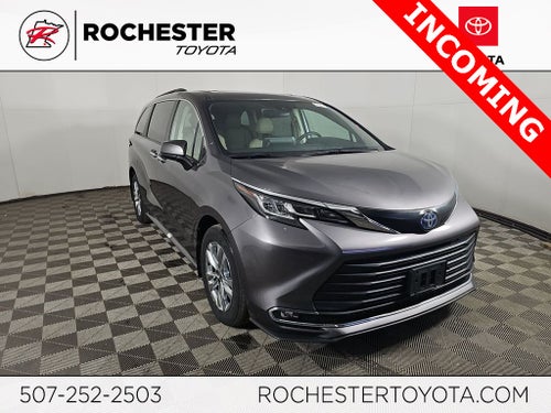 2023 Toyota Sienna XLE 7 Passenger