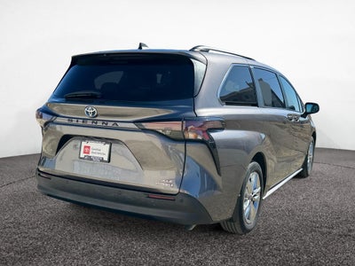 2023 Toyota Sienna XLE 7 Passenger