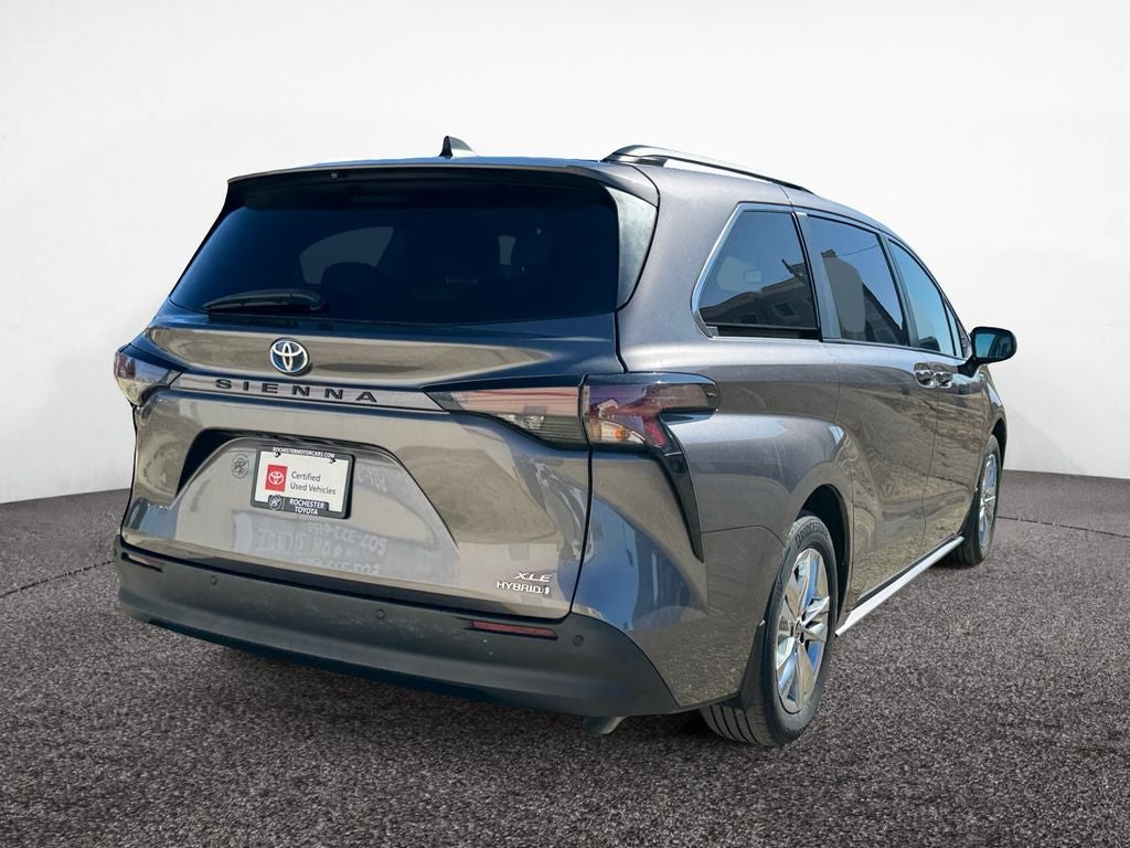 2023 Toyota Sienna XLE 7 Passenger
