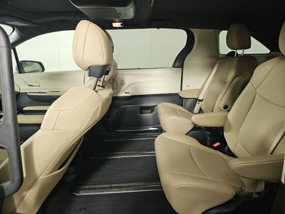 2023 Toyota Sienna XLE 7 Passenger