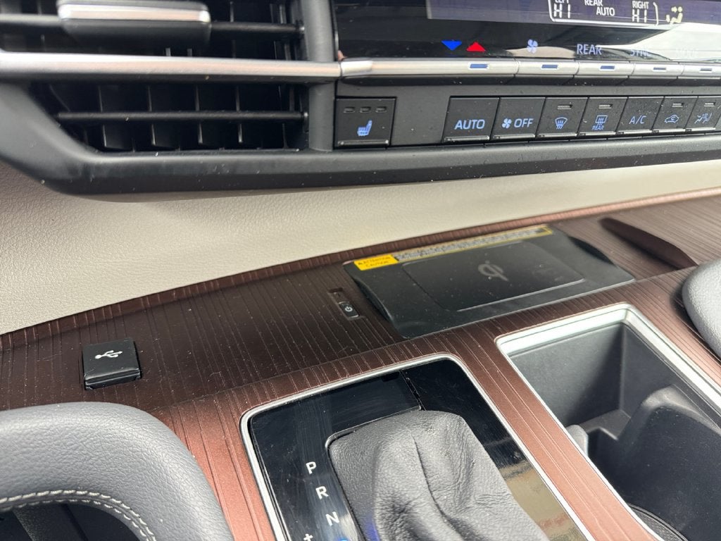 2024 Toyota Sienna XLE 7 Passenger