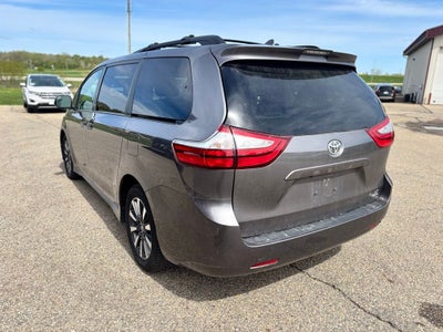 2019 Toyota Sienna LE 7 Passenger