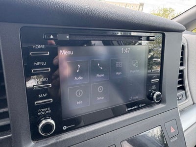 2019 Toyota Sienna LE 7 Passenger